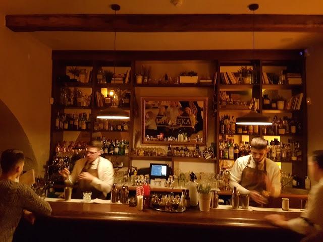 Apoteka Bar